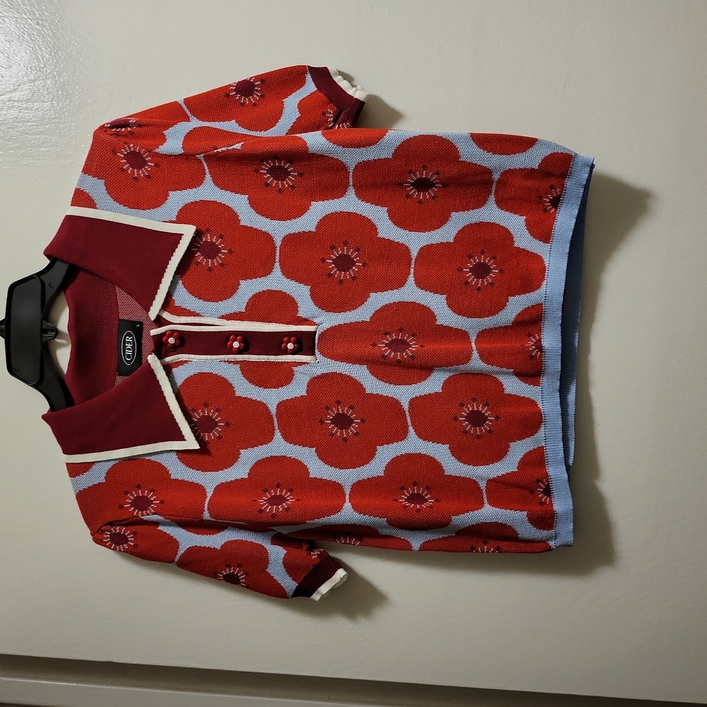 Cider Floral Sweater Top